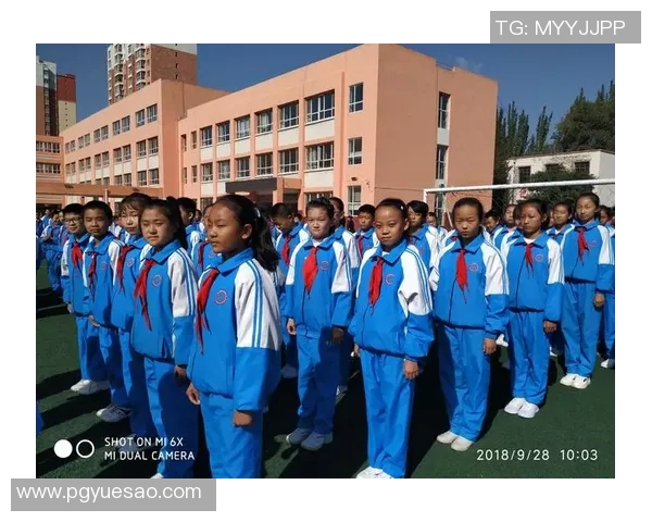 追忆七七年绿茵巨星风采再现经典赛场辉煌瞬间 追忆七七年绿茵巨星风采再现经典赛场辉煌瞬间